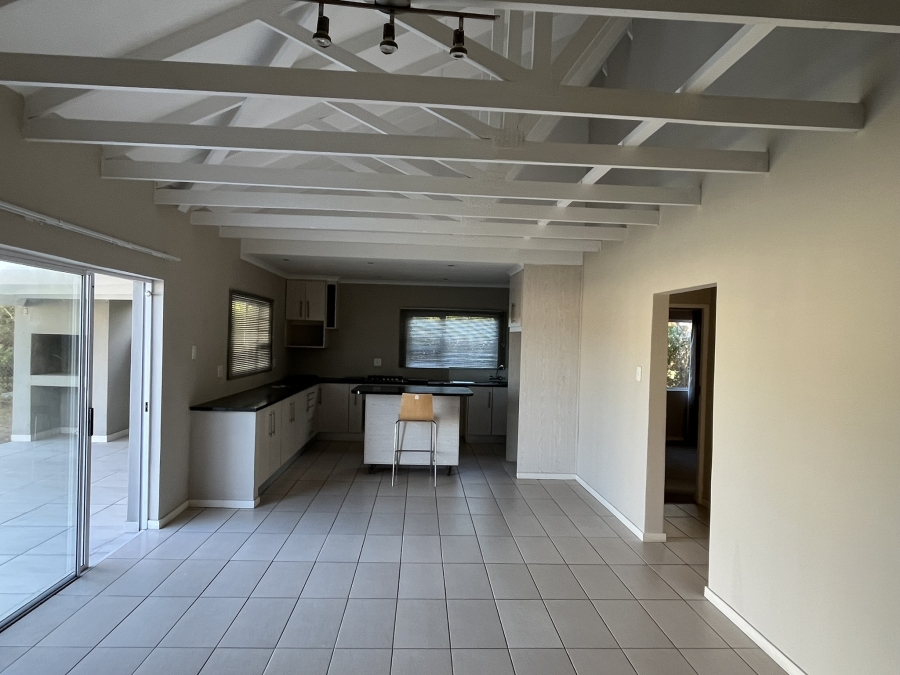 3 Bedroom Property for Sale in Kidds Beach Eastern Cape